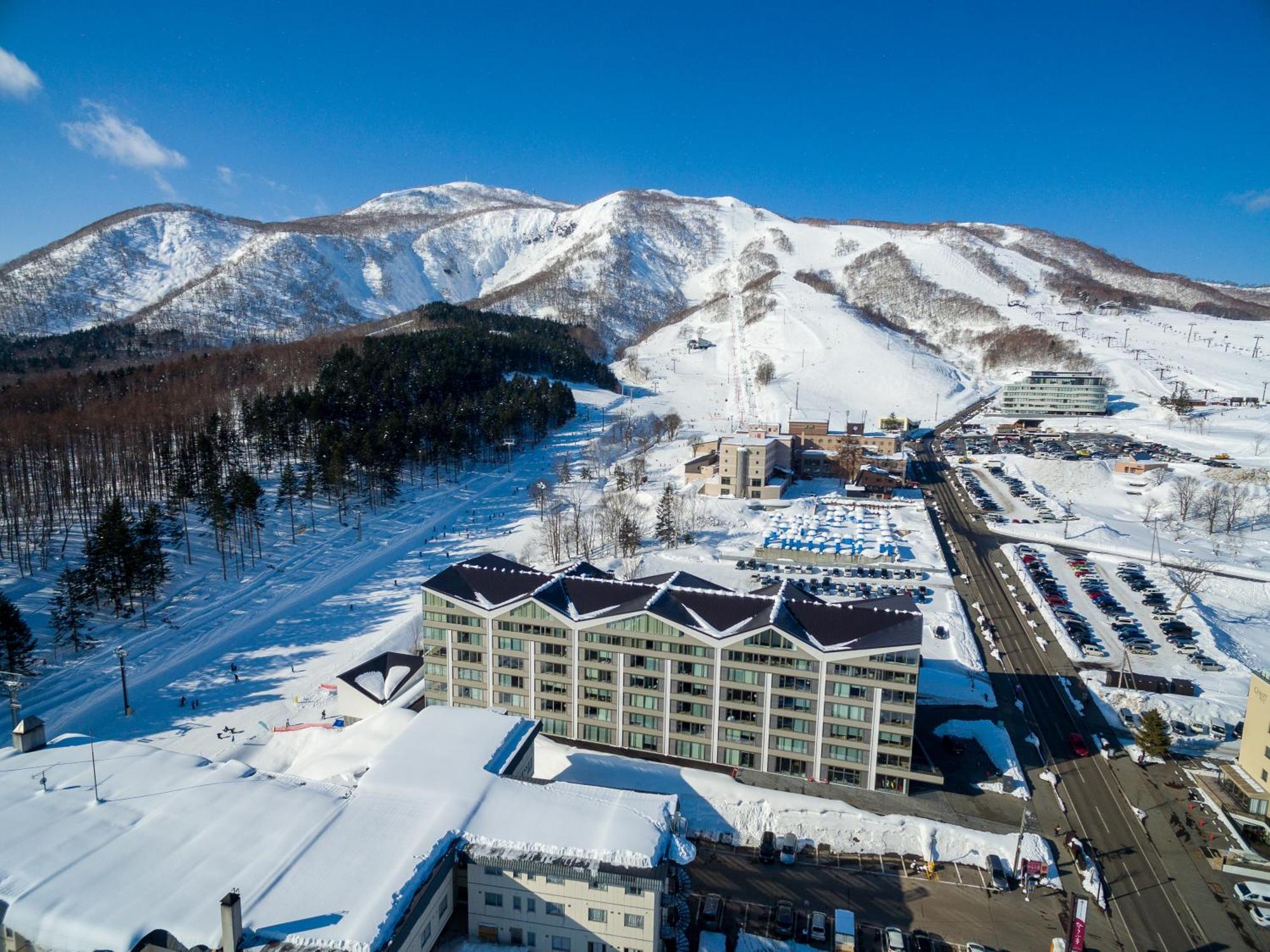 Отель The Maples Niseko Куттян Экстерьер фото
